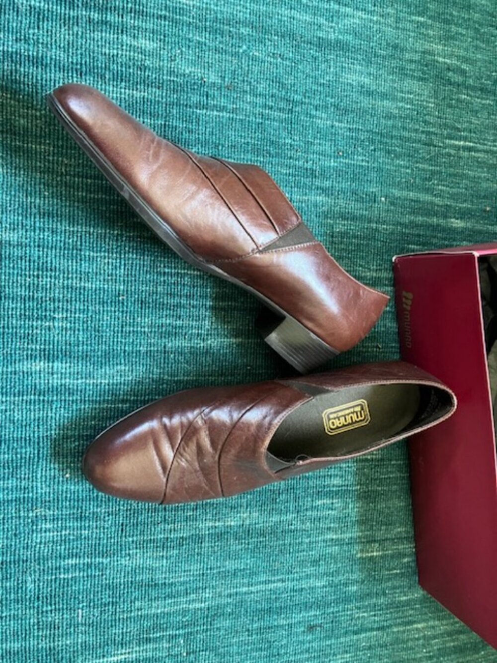 Brown Munro dress shoes